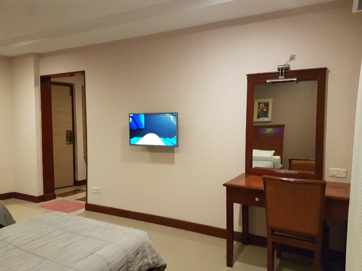 Hotel Subhalakshmi Palace Карайккуді Екстер'єр фото